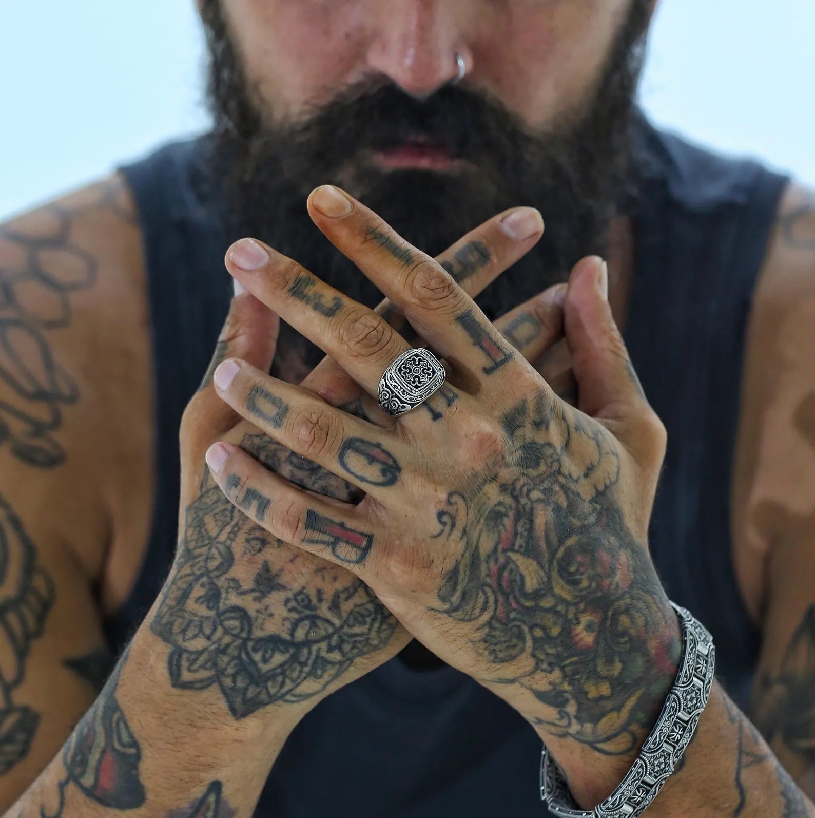 This men’s gothic signet ring features a bold engraved cross that symbolizes strength, devotion, and legacy. Crafted from solid sterling silver, it’s a great addition to any faith-based or medieval-inspired jewelry collection.