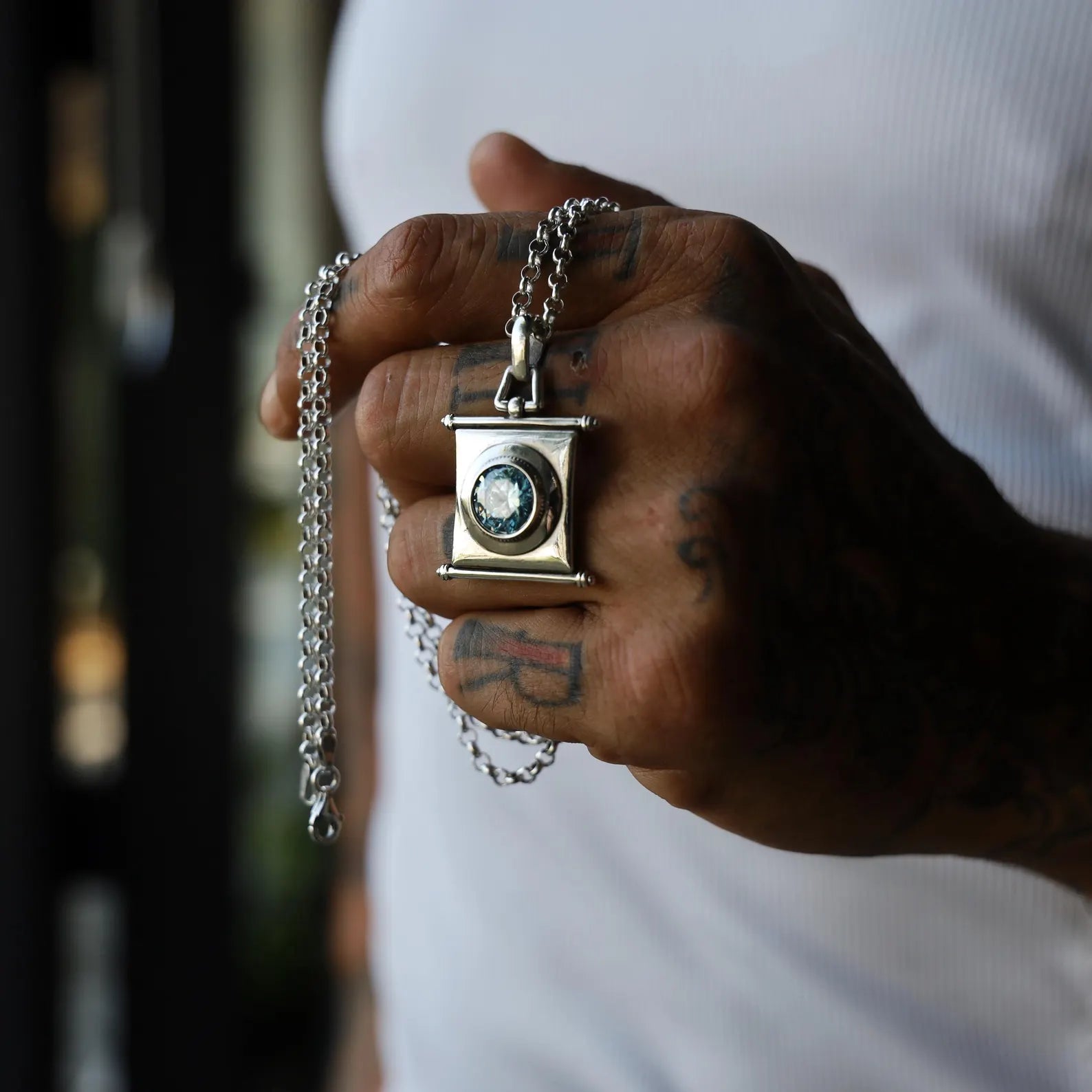 Aquamarine sterling silver pendant necklace handcrafted with a unique vintage-inspired design. The natural March birthstone shines with a brilliant blue hue, representing serenity and balance. A perfect gift for women who appreciate handmade artisan jewelry. Ideal for birthdays, anniversaries, or special occasions with timeless elegance.