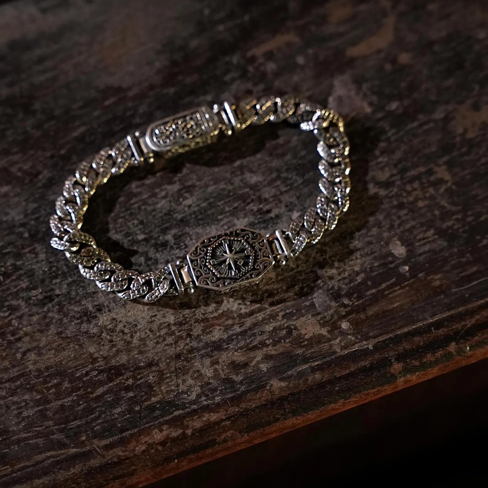 Men’s sterling silver compass bracelet handcrafted with oxidized detailing and strong chain design. The nautical compass symbol represents protection and direction, making it a meaningful jewelry gift for him. This bold Viking bracelet is perfect for everyday wear, anniversaries, or as a stylish silver accessory.