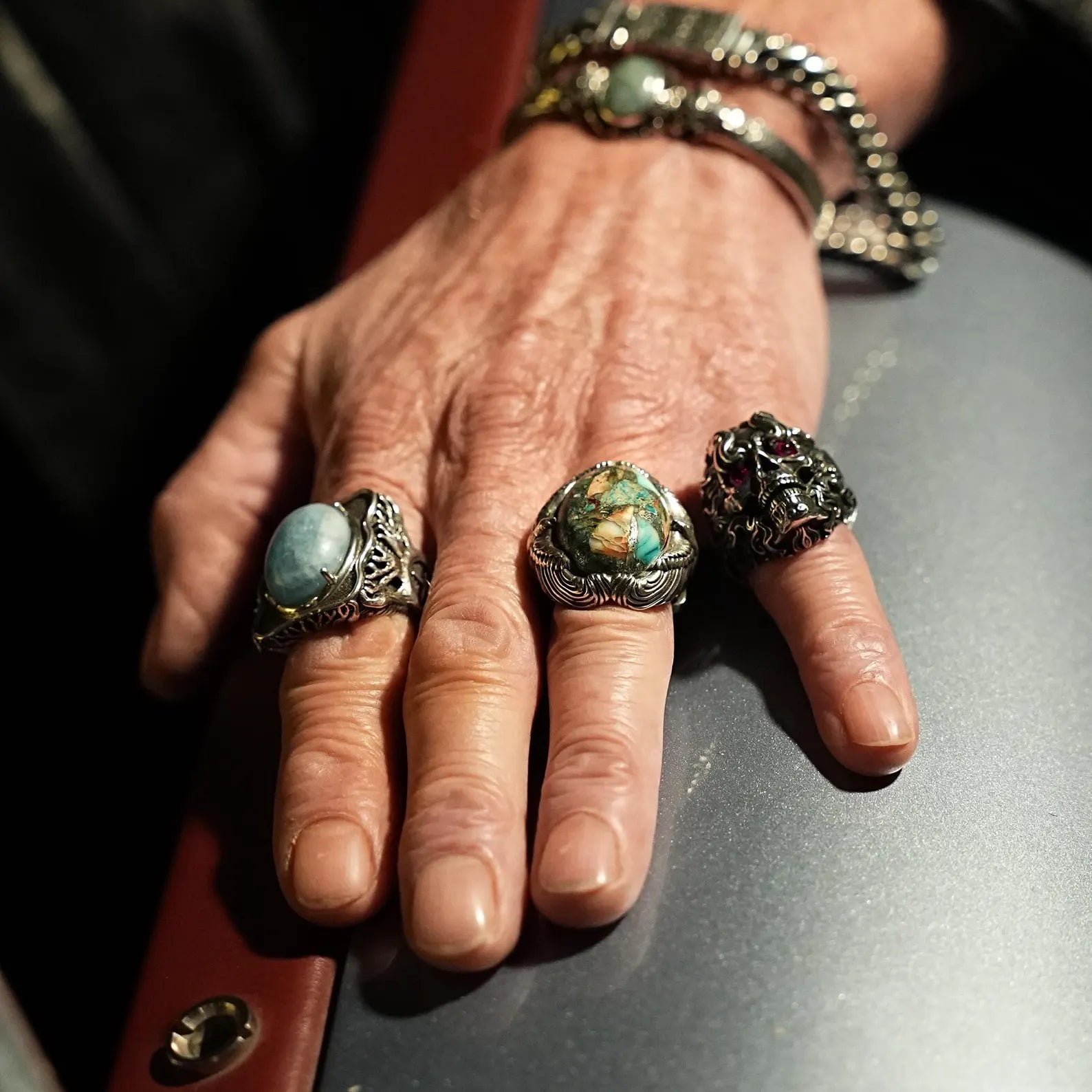 A bold and meaningful silver ring designed for men who value craftsmanship, heritage, and individuality. This turquoise ring combines desert-inspired motifs with a rugged aesthetic, making it a standout gift for husbands, boyfriends, dads, or sons—especially for birthdays, anniversaries, or patriotic holidays like the 4th of July.