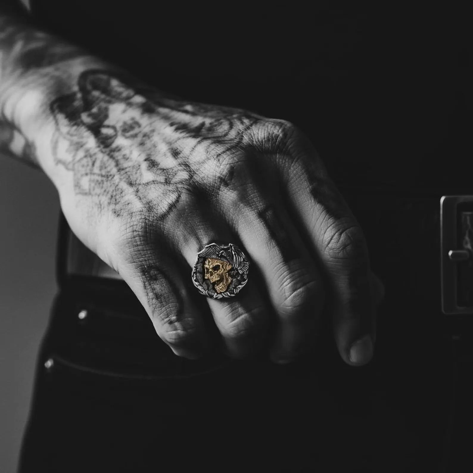 Statement skull and eagle ring for men made from hypoallergenic sterling silver, designed for collectors and lovers of gothic and biker-style jewelry.