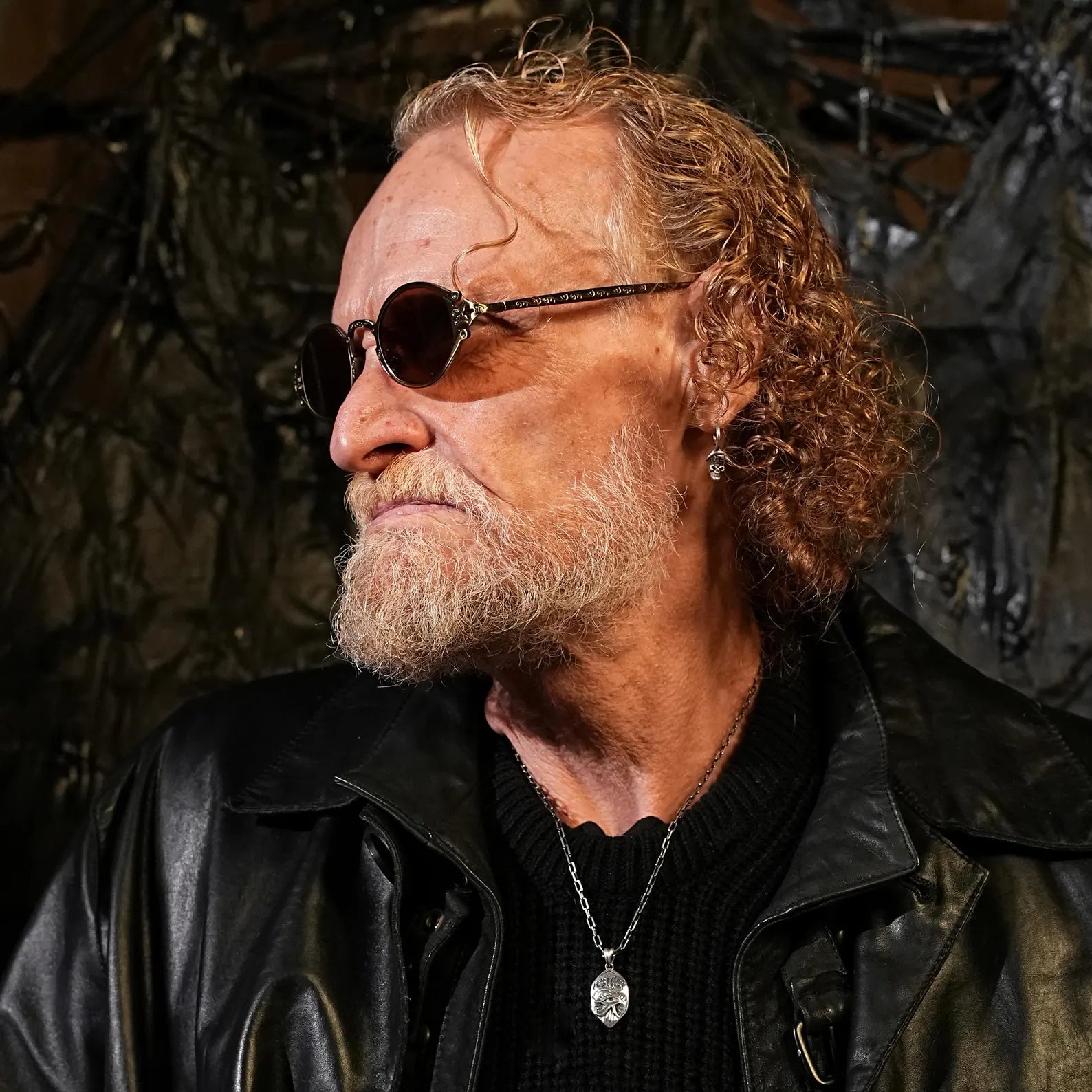 Against a minimalist white background, this silver Horus Eye necklace reveals its striking Egyptian-inspired elegance. Designed for men and women who embrace spiritual, alternative fashion and mythology jewelry, this piece offers timeless style and protection symbolism that transcends trends.