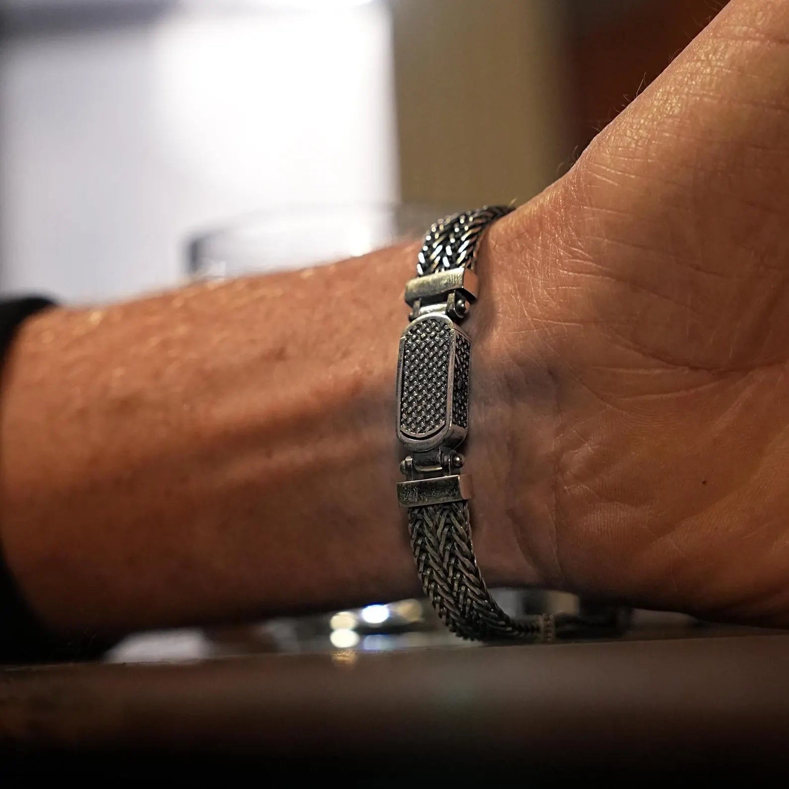 Sterling silver woven chain bracelet for men, handcrafted with oxidized finish and detailed design. Made from 925 solid silver, this bracelet represents strength, masculinity, and timeless fashion. Perfect as a unique gift for him, whether anniversary, birthday, or Father’s Day, ideal for men who appreciate artisan silver jewelry.