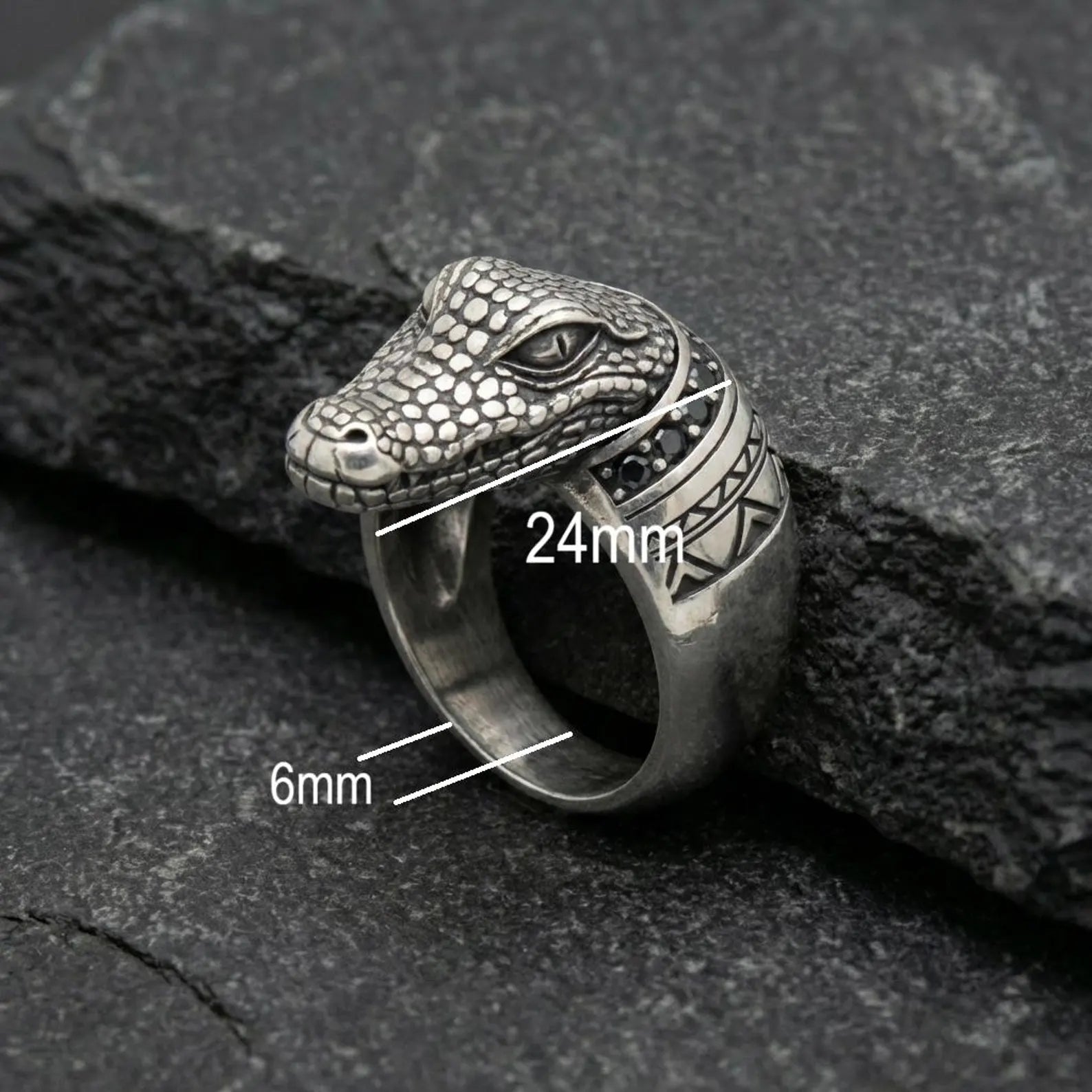 Crocodile Ring