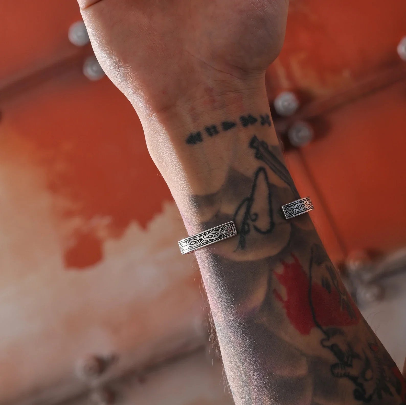 This handcrafted sterling silver men’s bracelet features an ornate compass design, symbolizing direction and inner strength. The open cuff style is fully adjustable for comfort and style. A perfect nautical gift for birthdays, anniversaries, or Labor Day. Ideal for Pinterest pins, Instagram stories, and Shopify nautical jewelry categories.