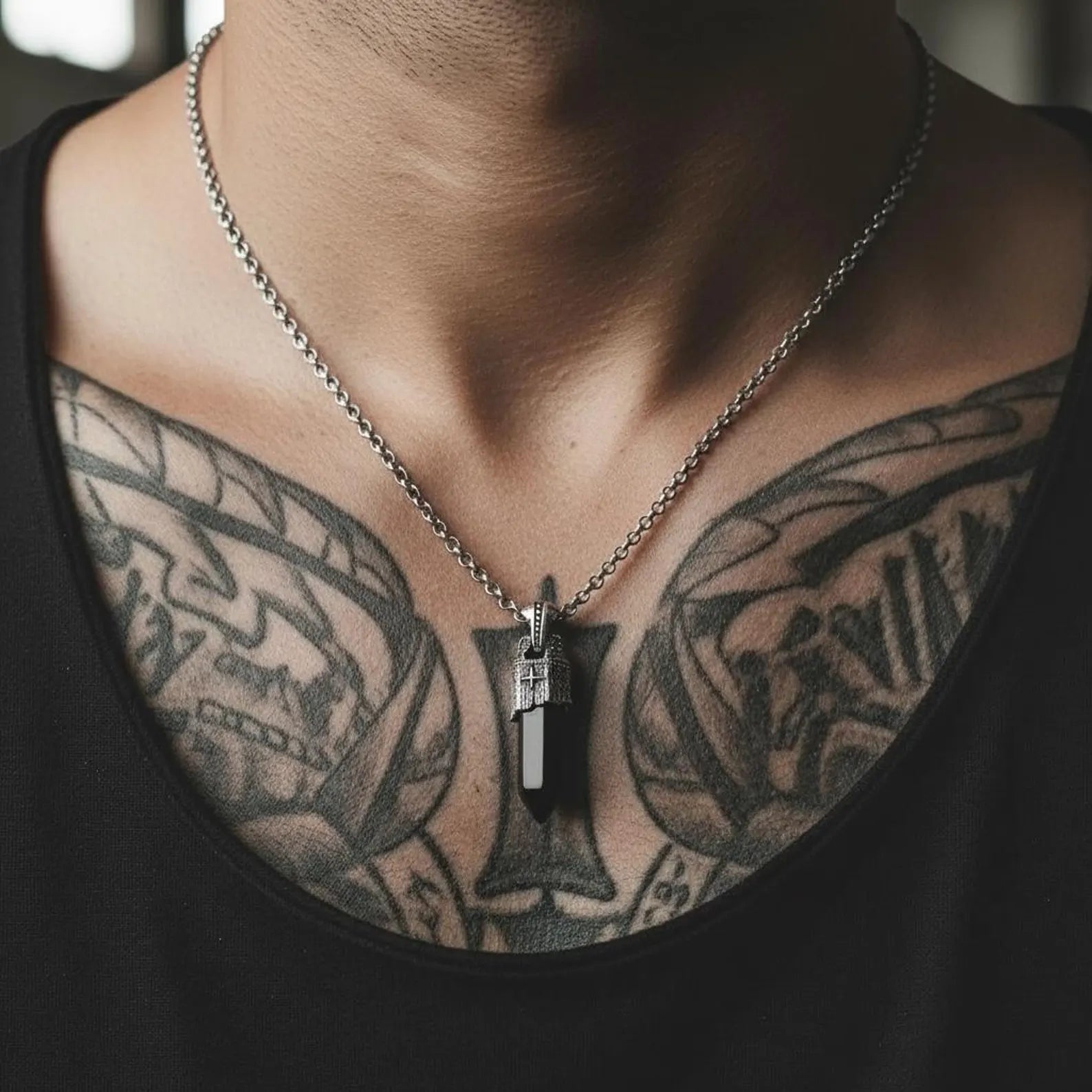 Handcrafted men’s obsidian pendant necklace featuring a natural black obsidian point stone set in 925 sterling silver with vintage-inspired compass detailing, oxidized finish, and rugged masculine spiritual talisman design.